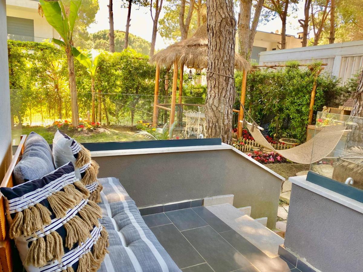 Beach Garden Paradise Дуррес Екстер'єр фото