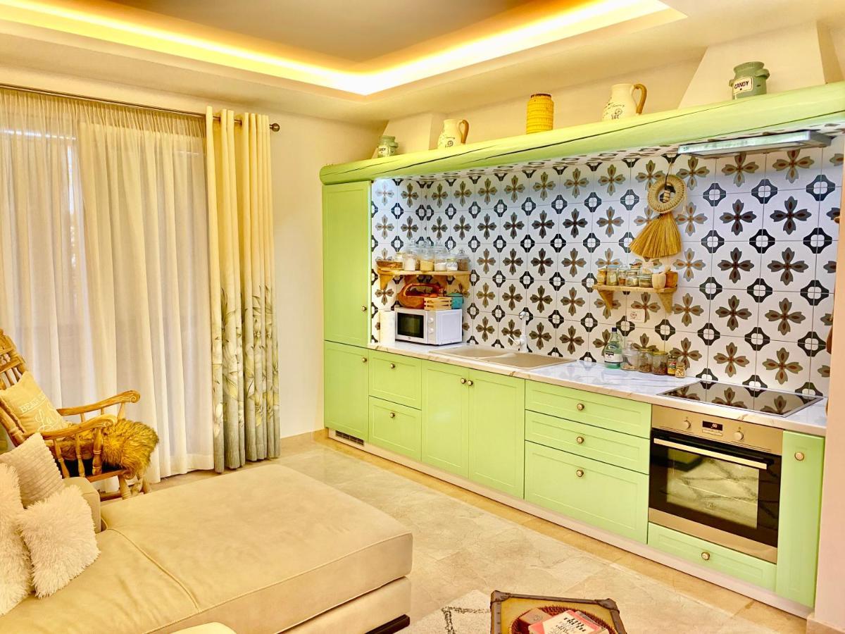 Beach Garden Paradise Дуррес Екстер'єр фото