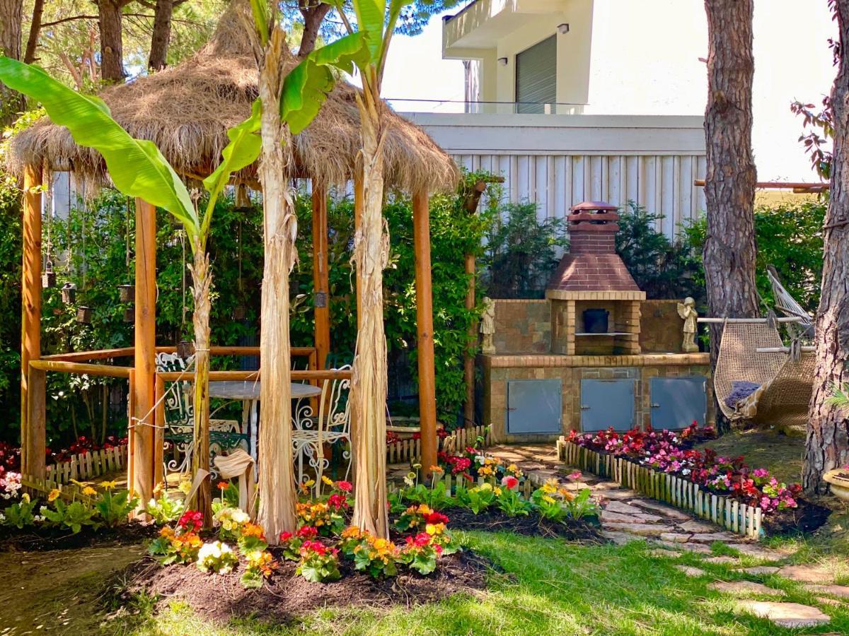 Beach Garden Paradise Дуррес Екстер'єр фото