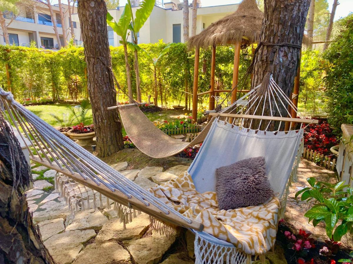 Beach Garden Paradise Дуррес Екстер'єр фото